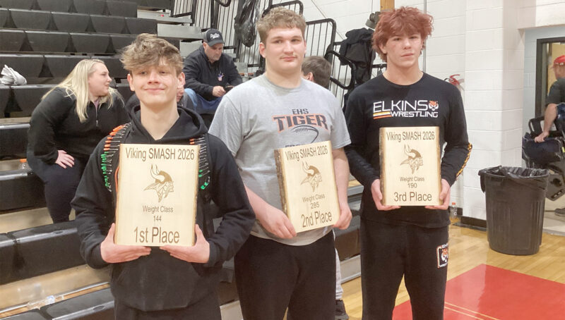 EHS wrestlers  participate in Viking Smash